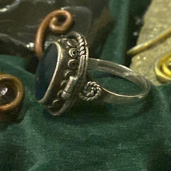 925 poison ring - Picture 5 of 13